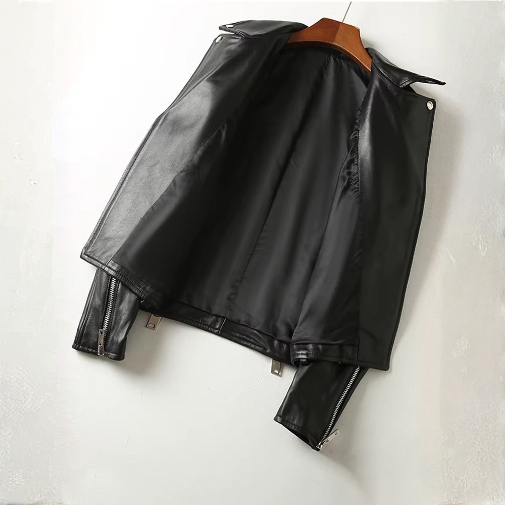 Brittany Women’s Jacket – Smooth with Tailored Fit for All Seasons