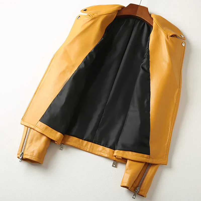 Brittany Women’s Jacket – Smooth with Tailored Fit for All Seasons