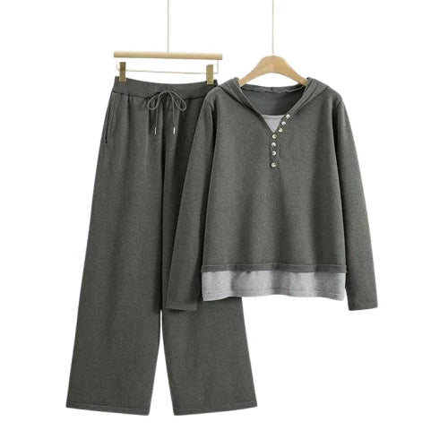 Clara Women’s Lounge Set – Soft Knitted Viscose Hoodie & Wide-Leg Pants